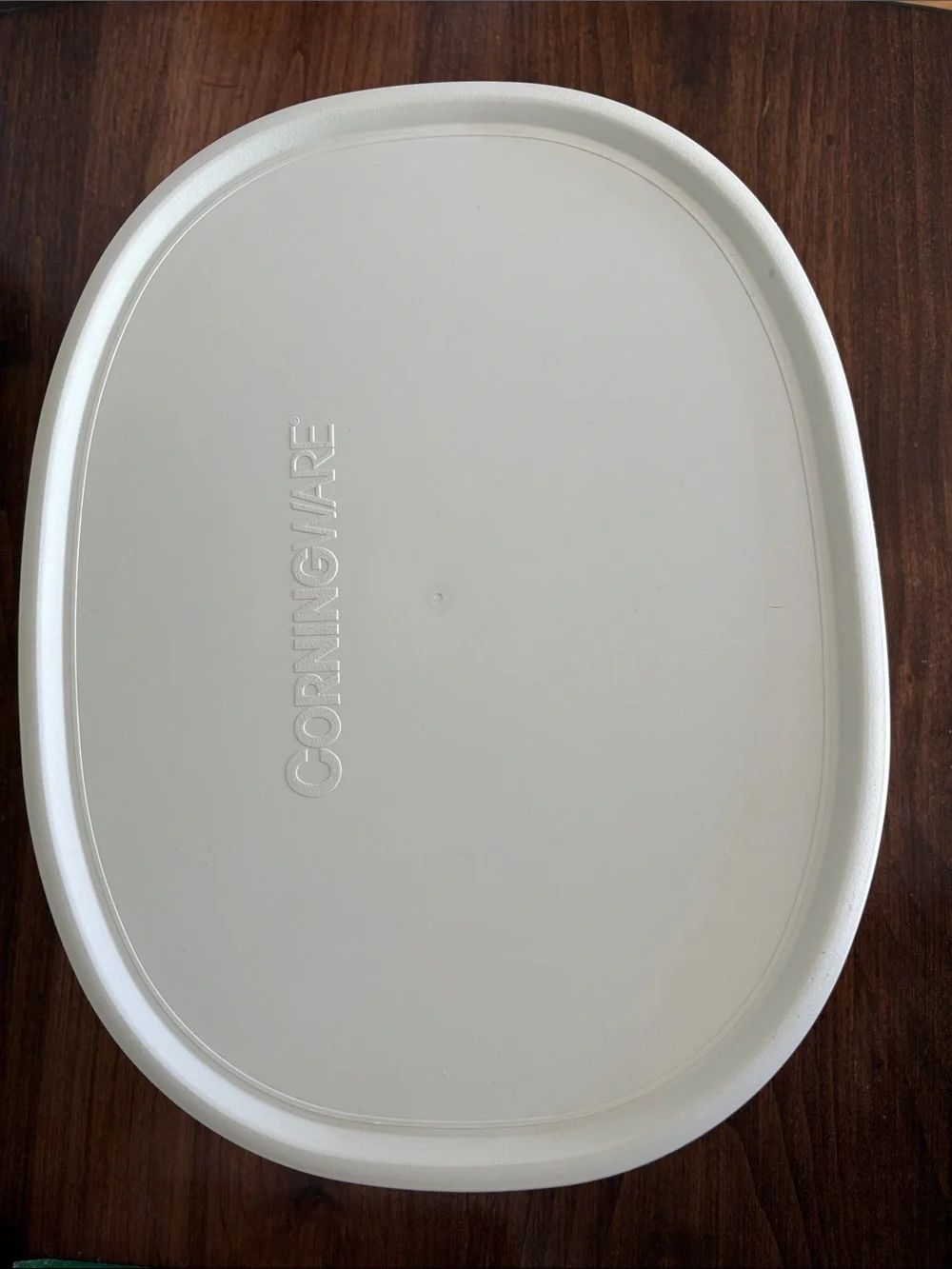 CORNINGWARE F-2-B ‘French White’ Casserole with Glass & Plastic Lids 2.8 Liters